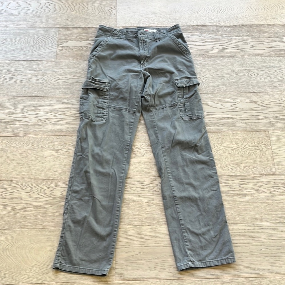 Wrangler cargo pants relaxed fit 32x30 light brown